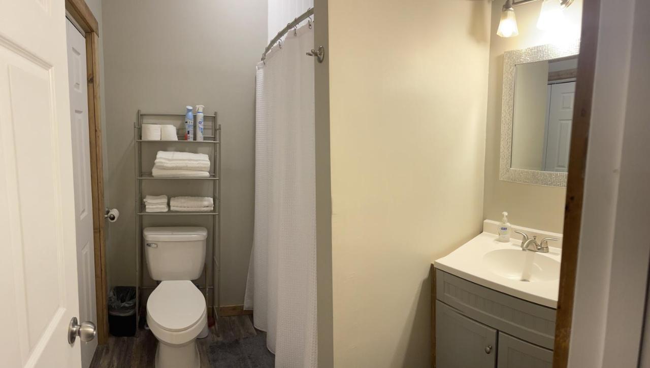 Modern Farmhouse 3 Bed, 2 Bath Apartment, Sleeps 7, Lots Of Space, Steps To Downtown, Honeywell & Eagles Theater Wabash Экстерьер фото